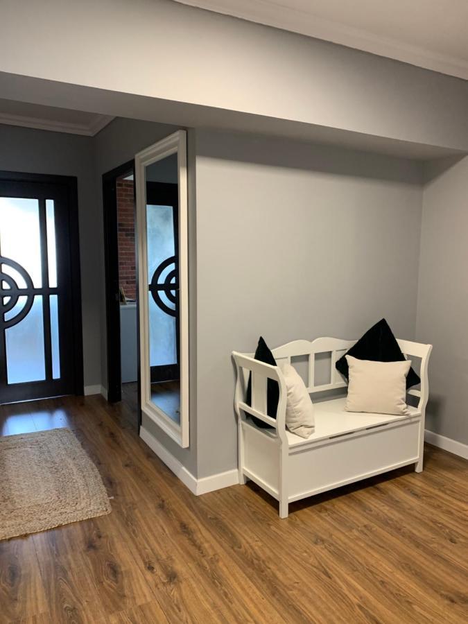 Aparthotel Claudia -Self Check-In Braila Exterior photo